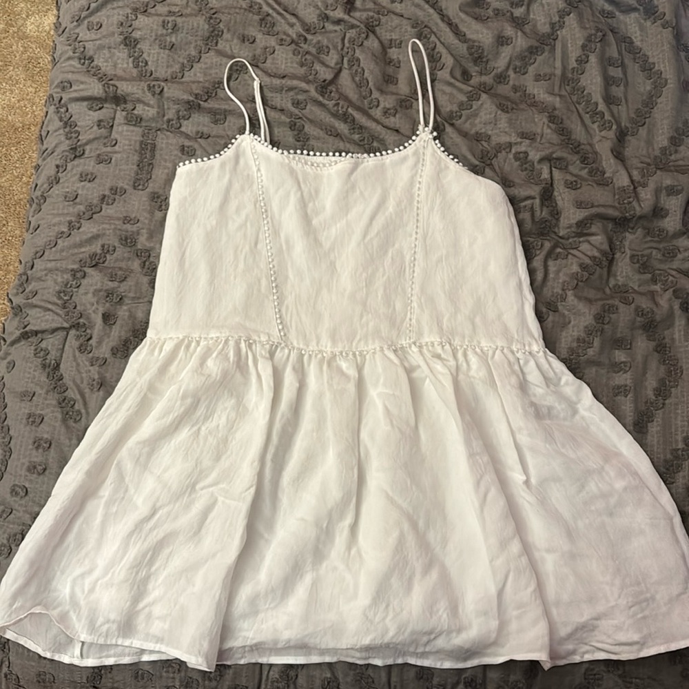 ✨3/$20 Bundle Sale✨ 
NWT White spaghetti strap dress juniper blu large